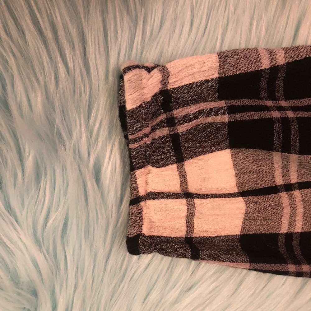 B&W Plaid Old Navy Blouse - Picture 8 of 11
